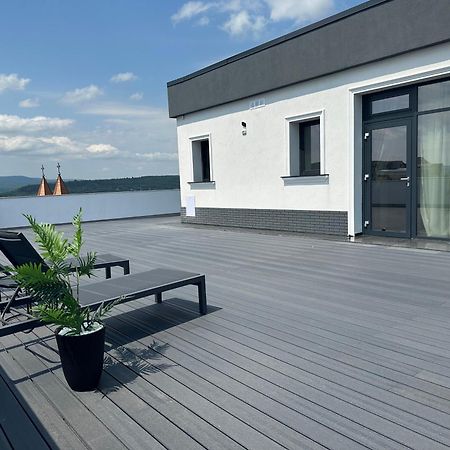 The Penthouse Hotel Vaslui Exterior foto